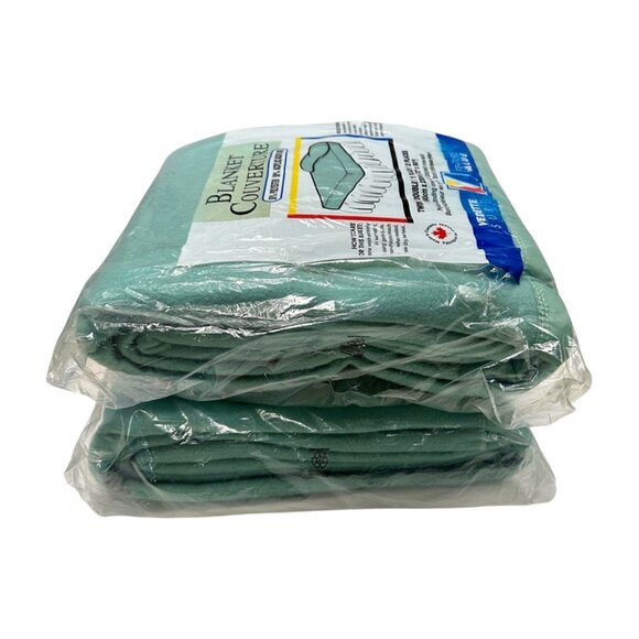 MCM Blankets Sea Green 72 x 90  Lot 2 New Sealed Canada Vintage 1970s Acrylic - Picture 5 of 10